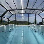 לינה וארוחת בוקר Eden'roc